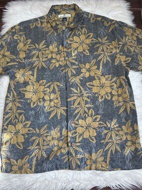 Tommy Bahama 100% SILK Camp Shirt Mens M Hawaiian Loop Collar Beach Classic